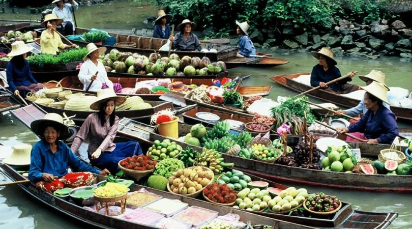 ダムヌンサドゥアック水上マーケット